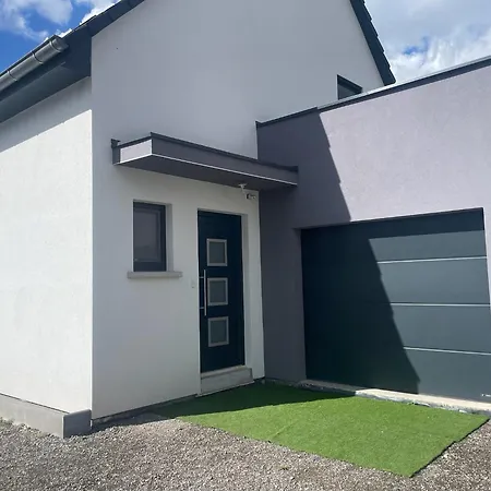 Holiday home Maison Spacieuse Et Moderne Strasbourg Ostwald