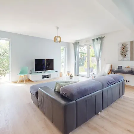 Maison Spacieuse Et Moderne Strasbourg Holiday home Ostwald